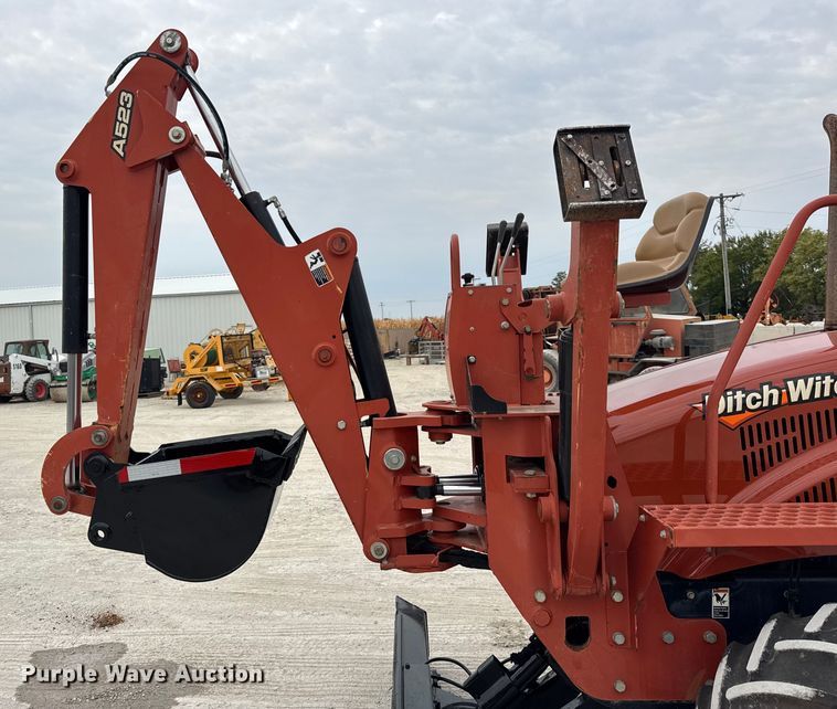 image for item ER0119 2010 Ditch Witch RT80 trencher