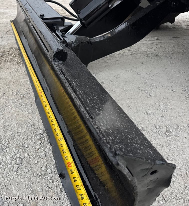 image for item ER0119 2010 Ditch Witch RT80 trencher