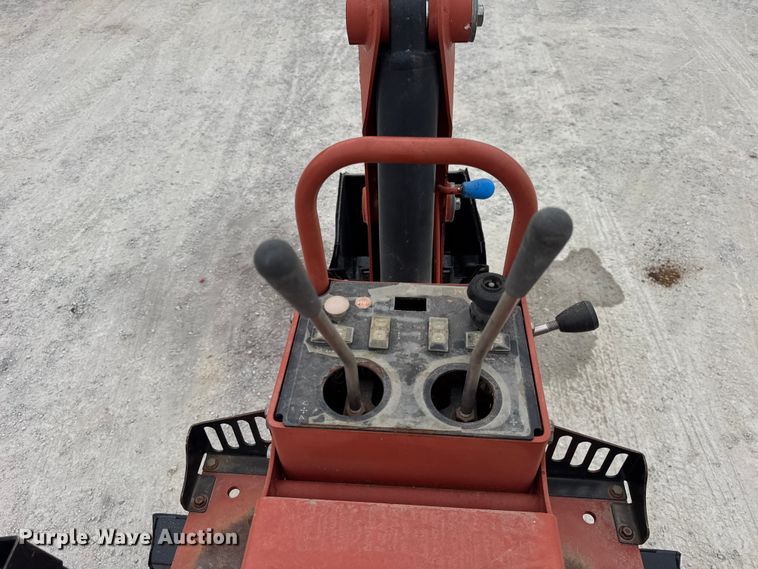 image for item ER0119 2010 Ditch Witch RT80 trencher