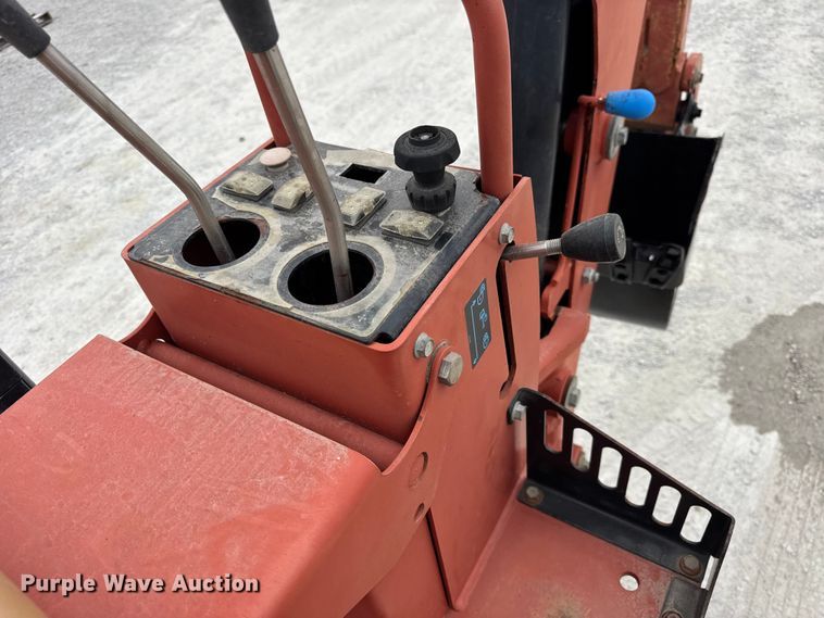 image for item ER0119 2010 Ditch Witch RT80 trencher