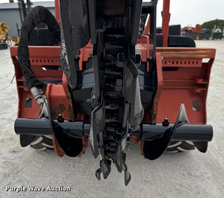 image for item ER0119 2010 Ditch Witch RT80 trencher