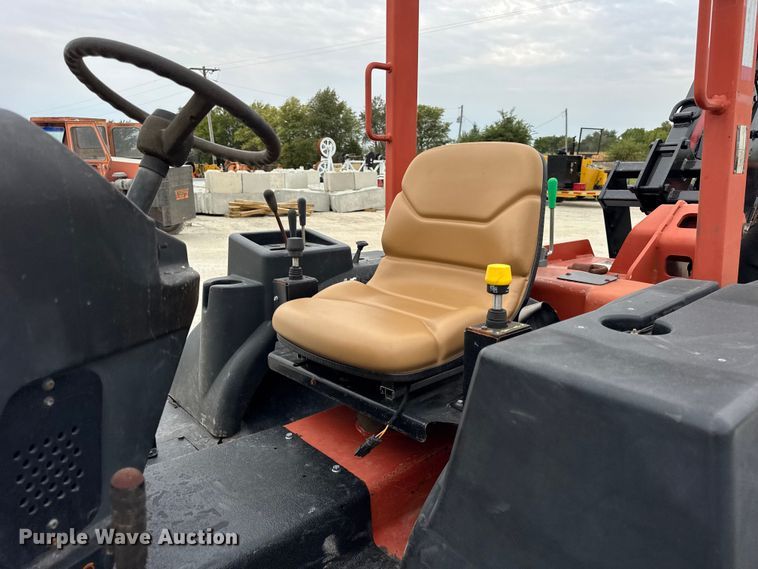 image for item ER0119 2010 Ditch Witch RT80 trencher