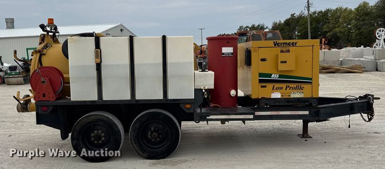 image for item ER0120 2012 Vermeer SDT 855 vacuum excavator