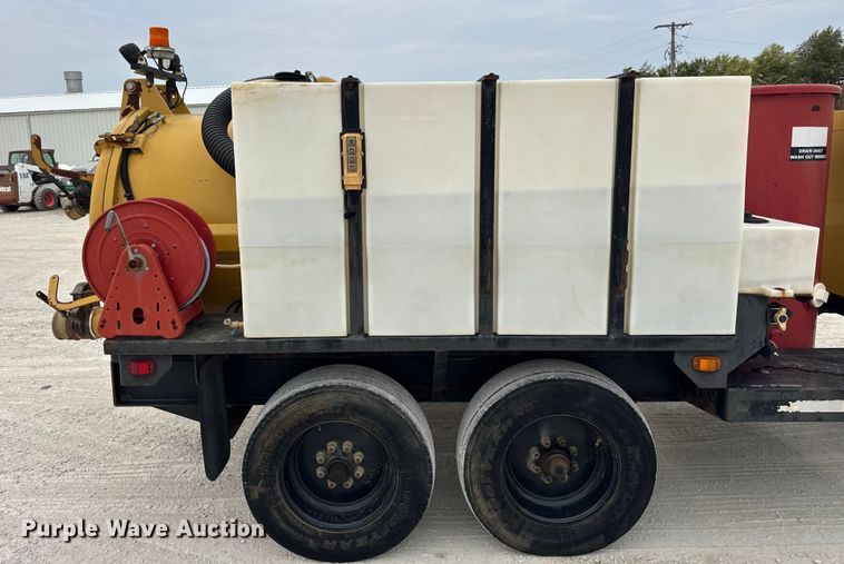 image for item ER0120 2012 Vermeer SDT 855 vacuum excavator