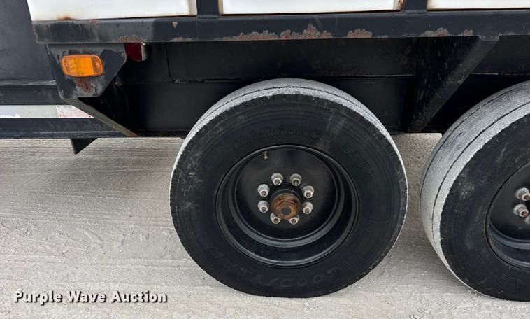 image for item ER0120 2012 Vermeer SDT 855 vacuum excavator