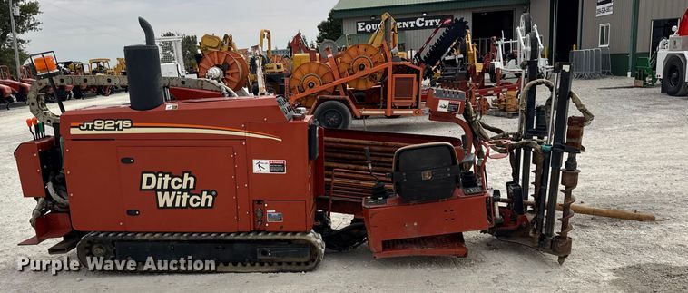 image for item ER0121 2005 Ditch Witch JT921S directional boring unit