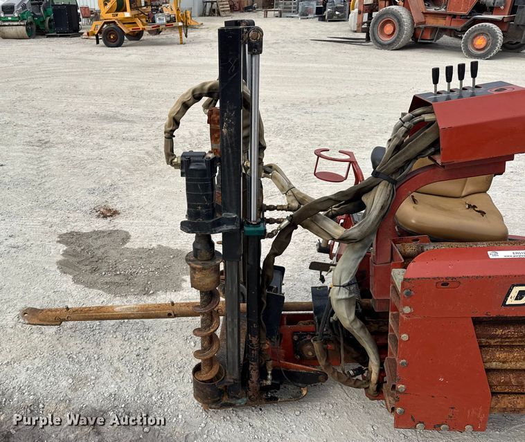 image for item ER0121 2005 Ditch Witch JT921S directional boring unit