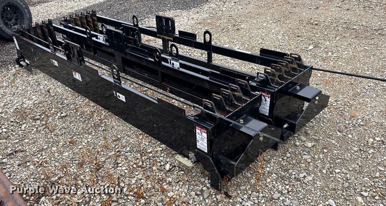 image for item ER0125 Vermeer 24x40 series II (2) Vermeer 24x40 series II rod racks