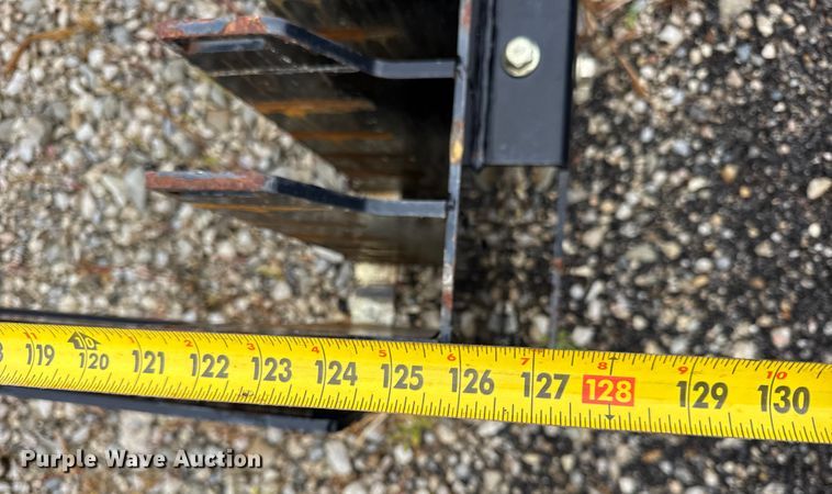 image for item ER0125 Vermeer 24x40 series II (2) Vermeer 24x40 series II rod racks