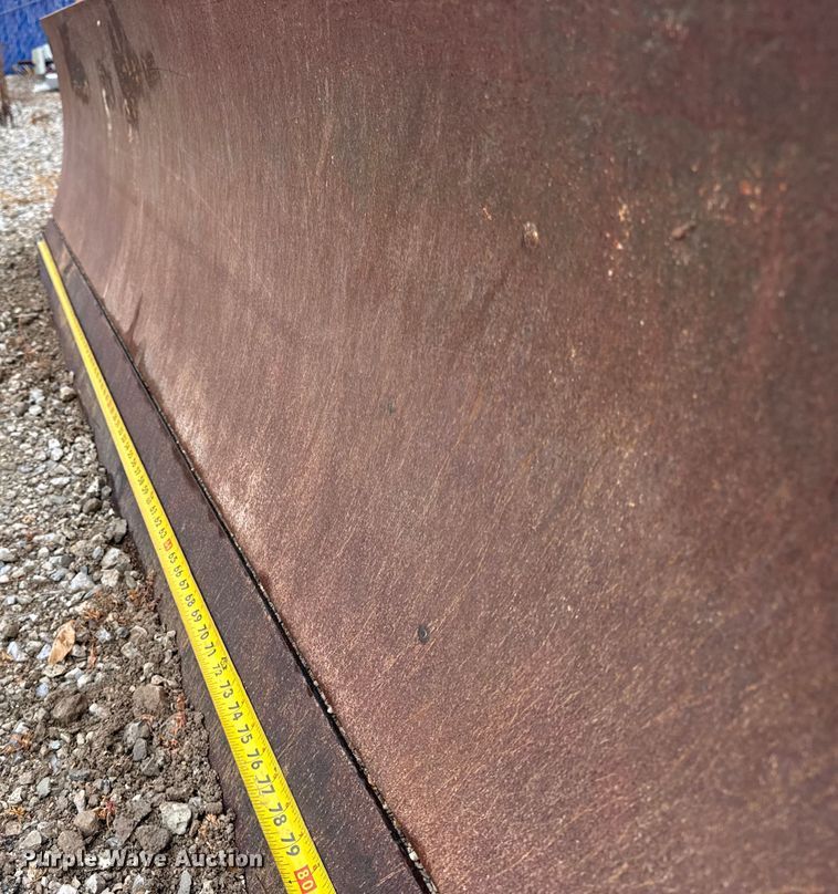 image for item ER0127 2011 Bobcat Dozer 96 skid steer dozer blade