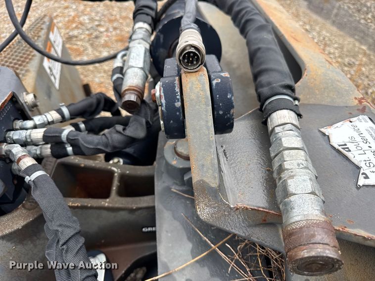 image for item ER0127 2011 Bobcat Dozer 96 skid steer dozer blade