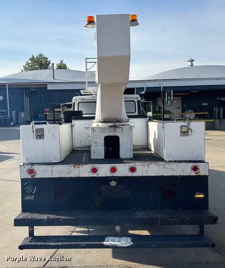 image for item ER0128 2001 Freightliner FL50 bucket truck