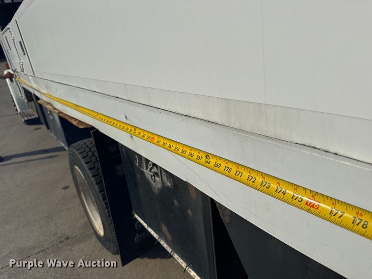 image for item ER0128 2001 Freightliner FL50 bucket truck