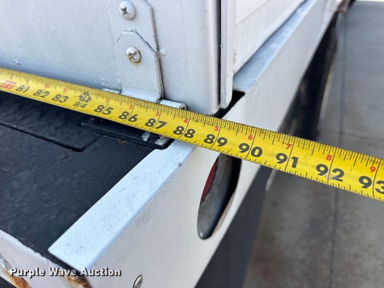 image for item ER0128 2001 Freightliner FL50 bucket truck