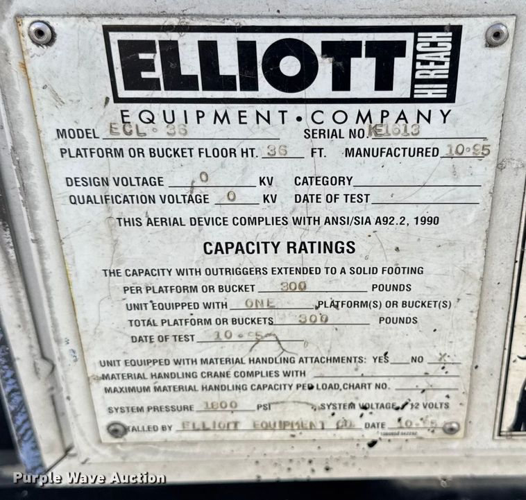 image for item ER0128 2001 Freightliner FL50 bucket truck