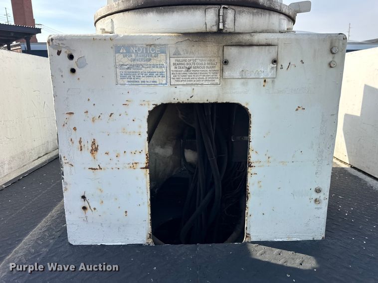 image for item ER0128 2001 Freightliner FL50 bucket truck