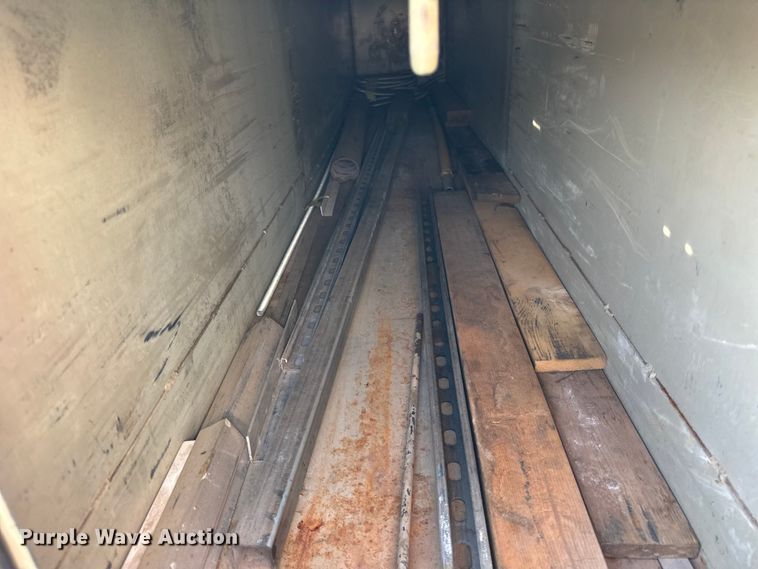 image for item ER0128 2001 Freightliner FL50 bucket truck