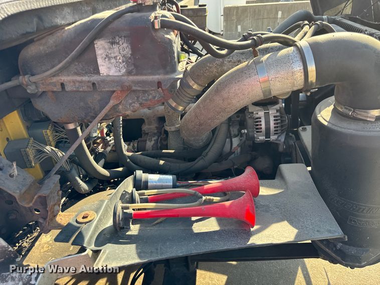 image for item ER0128 2001 Freightliner FL50 bucket truck