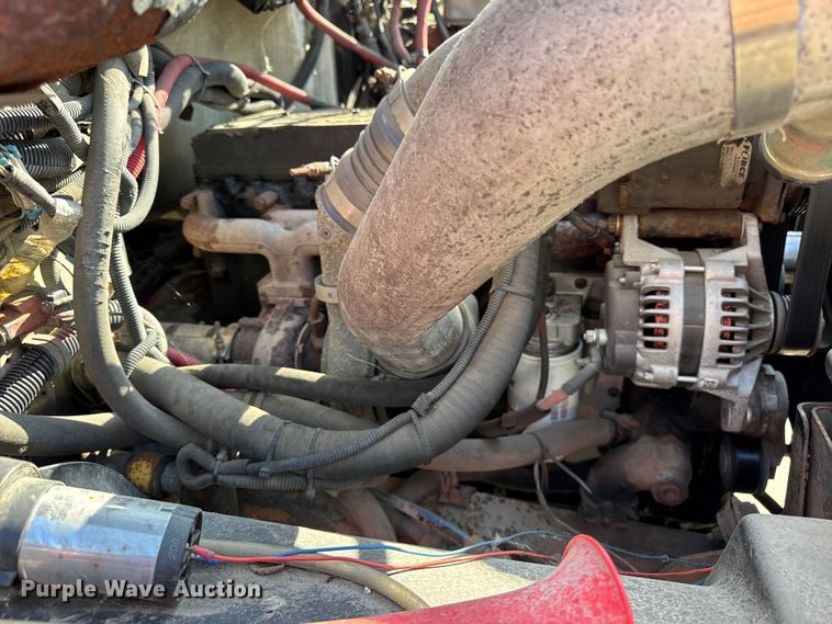 image for item ER0128 2001 Freightliner FL50 bucket truck