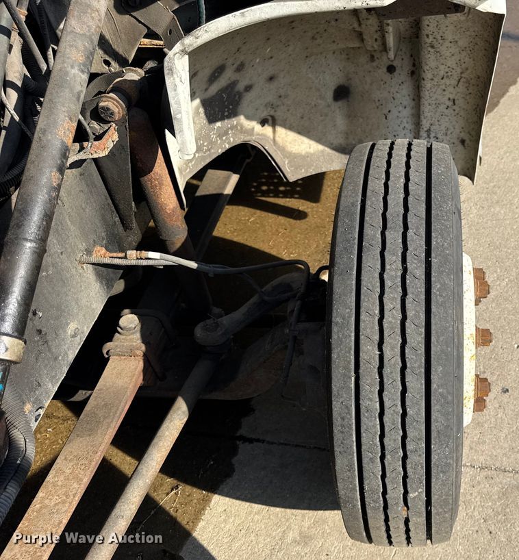 image for item ER0128 2001 Freightliner FL50 bucket truck