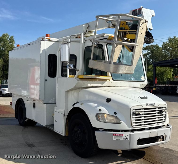 CAMIóN CON CANASTILLA 2009 FREIGHTLINER ALTEC