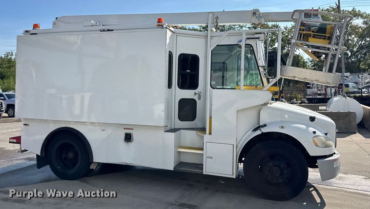 CAMIóN CON CANASTILLA 2009 FREIGHTLINER ALTEC