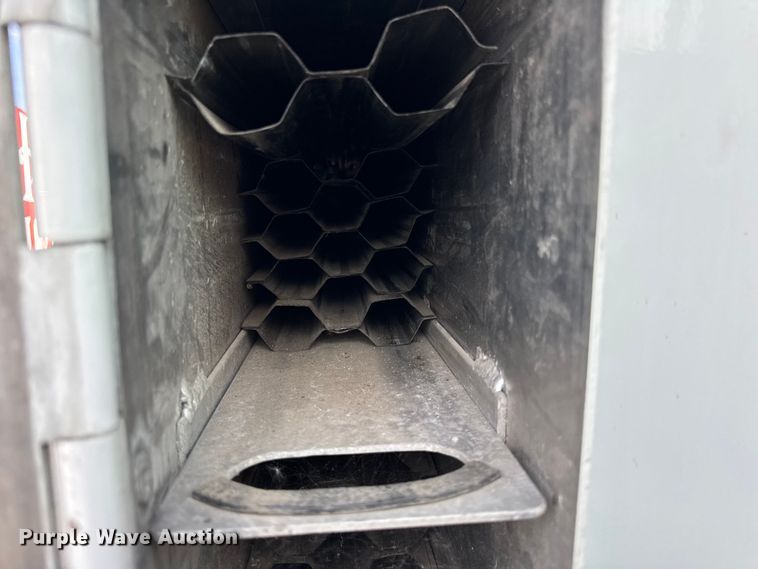 image for item ER0129 2009 Freightliner S2106 bucket truck