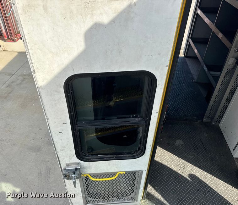 image for item ER0129 2009 Freightliner S2106 bucket truck