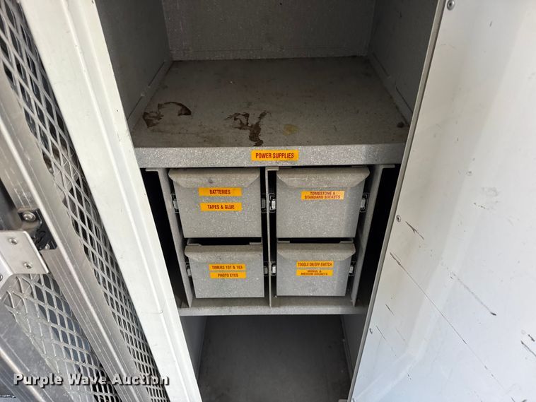 image for item ER0129 2009 Freightliner S2106 bucket truck