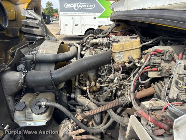 image for item ER0129 2009 Freightliner S2106 bucket truck