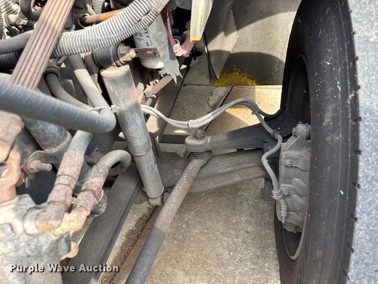 image for item ER0129 2009 Freightliner S2106 bucket truck