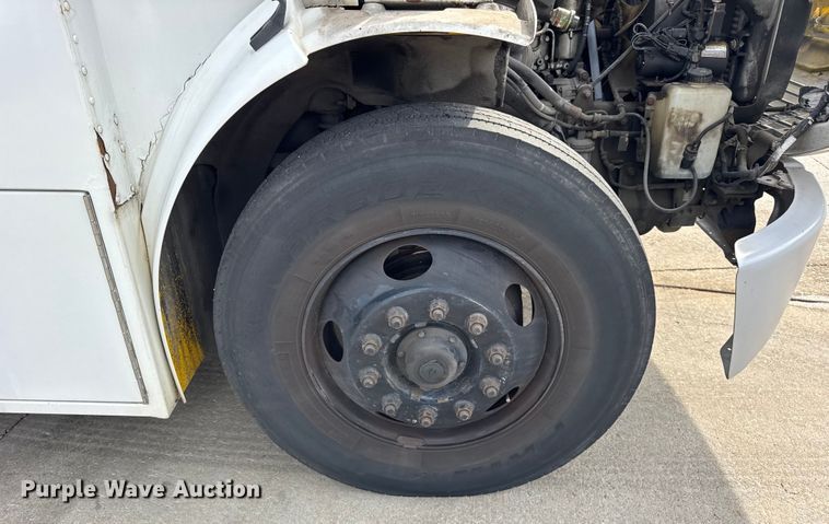 image for item ER0129 2009 Freightliner S2106 bucket truck