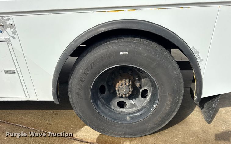 image for item ER0129 2009 Freightliner S2106 bucket truck