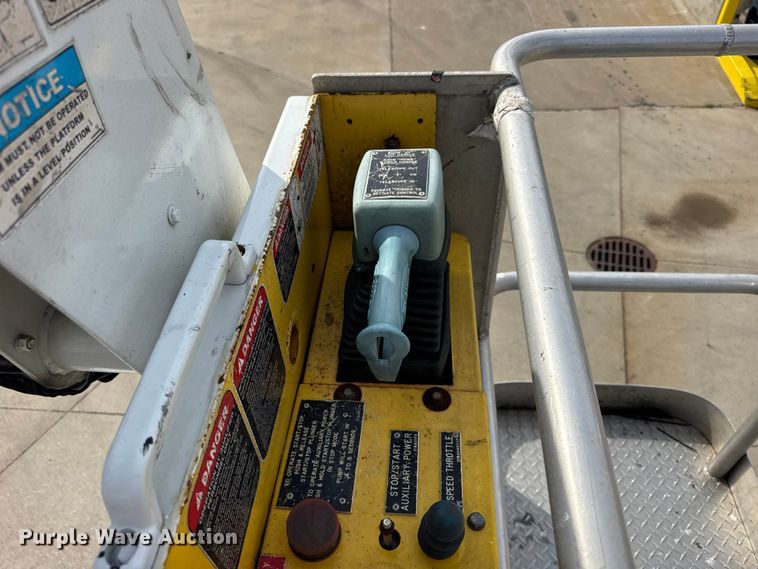 image for item ER0130 2008 Freightliner S2106 bucket truck