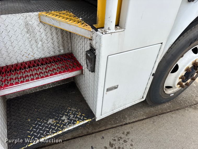 image for item ER0130 2008 Freightliner S2106 bucket truck