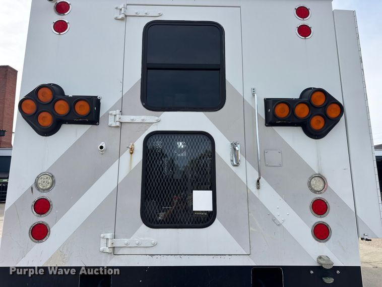 image for item ER0130 2008 Freightliner S2106 bucket truck