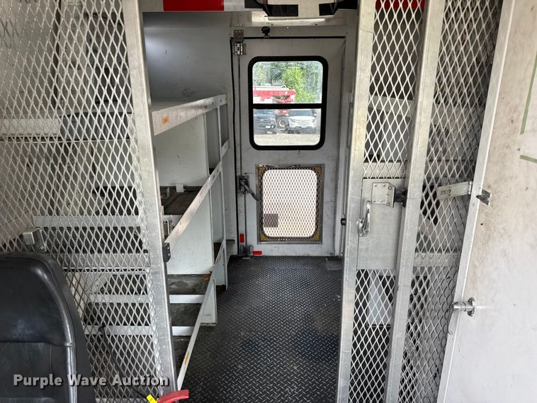 image for item ER0130 2008 Freightliner S2106 bucket truck