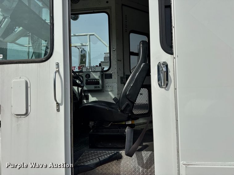 image for item ER0130 2008 Freightliner S2106 bucket truck