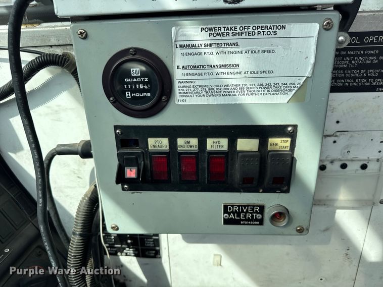 image for item ER0130 2008 Freightliner S2106 bucket truck