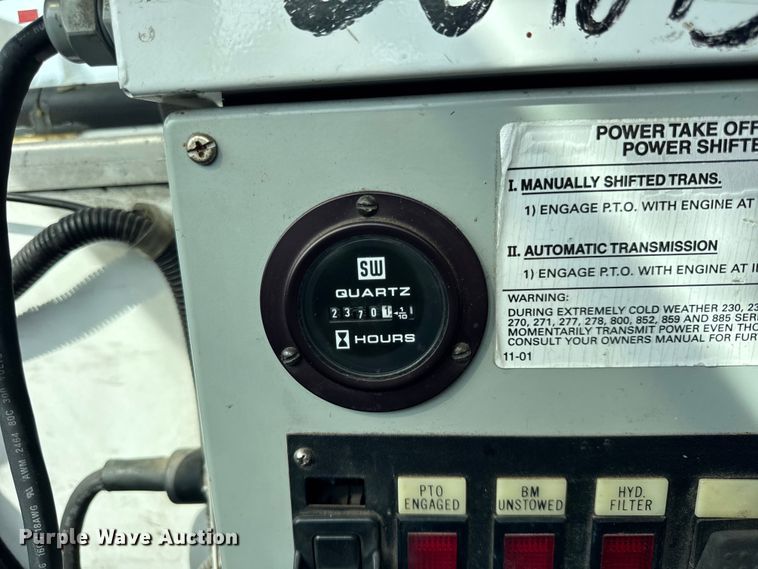 image for item ER0130 2008 Freightliner S2106 bucket truck