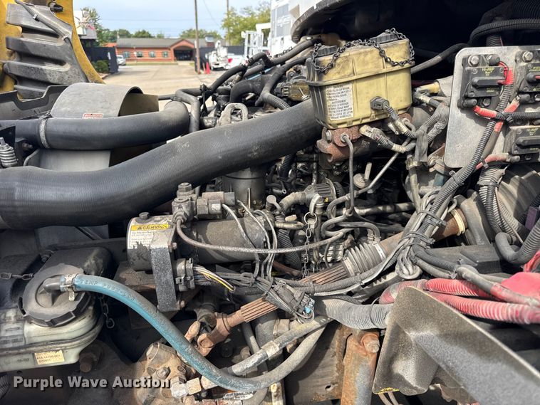 image for item ER0130 2008 Freightliner S2106 bucket truck