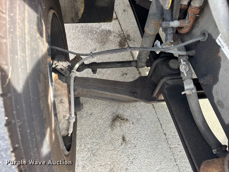 image for item ER0130 2008 Freightliner S2106 bucket truck