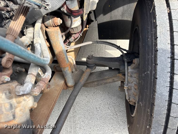 image for item ER0130 2008 Freightliner S2106 bucket truck