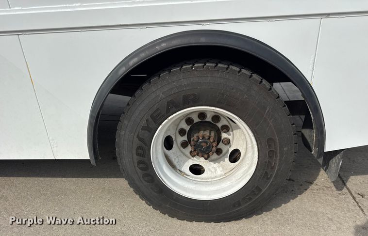 image for item ER0130 2008 Freightliner S2106 bucket truck