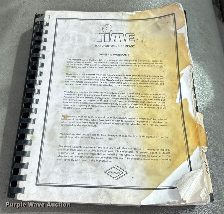 image for item ER0132 2000 GMC Sierra 3500 bucket truck