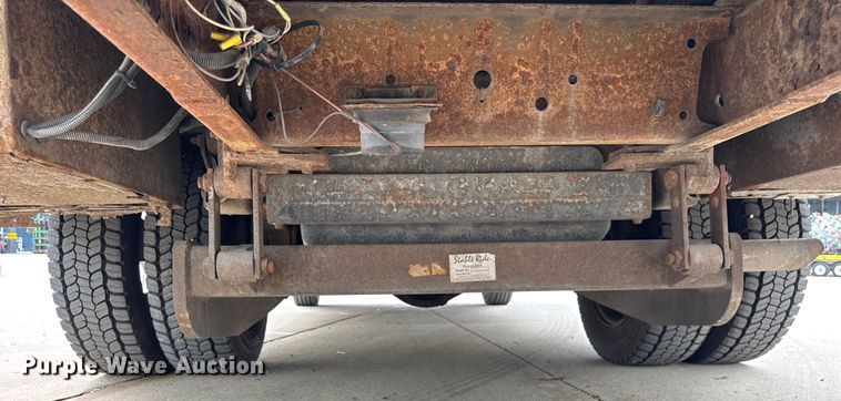 image for item ER0132 2000 GMC Sierra 3500 bucket truck