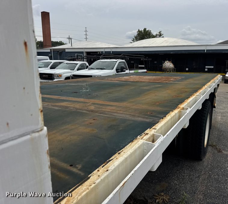 image for item ER0133 1989 Mercedes-Benz LP1419 flatbed truck