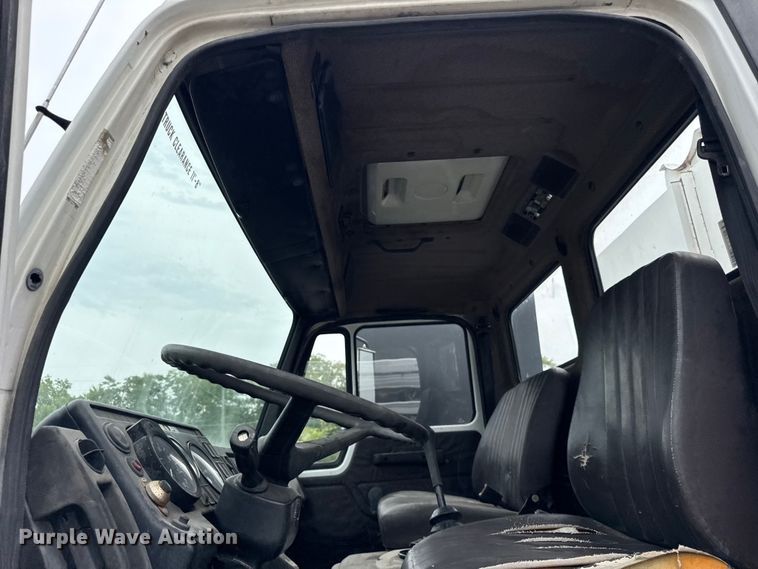 image for item ER0133 1989 Mercedes-Benz LP1419 flatbed truck