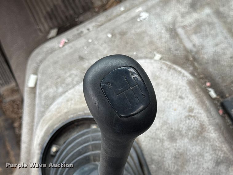 image for item ER0133 1989 Mercedes-Benz LP1419 flatbed truck