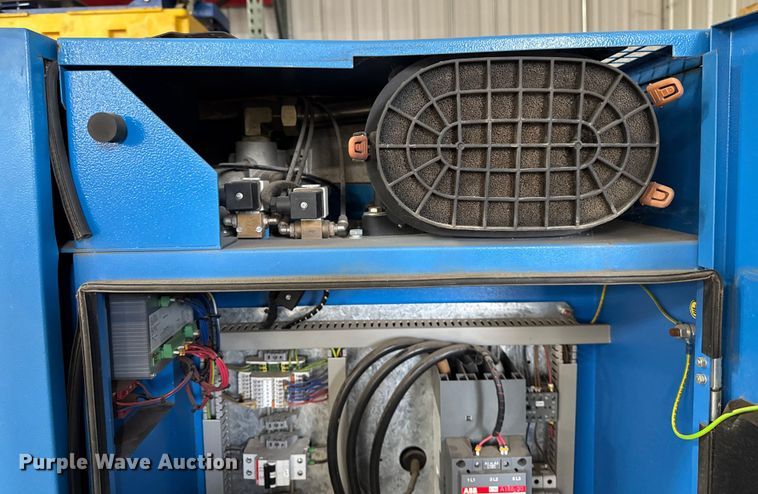 image for item ER0134 Hydrovane HVFR2B air compressor